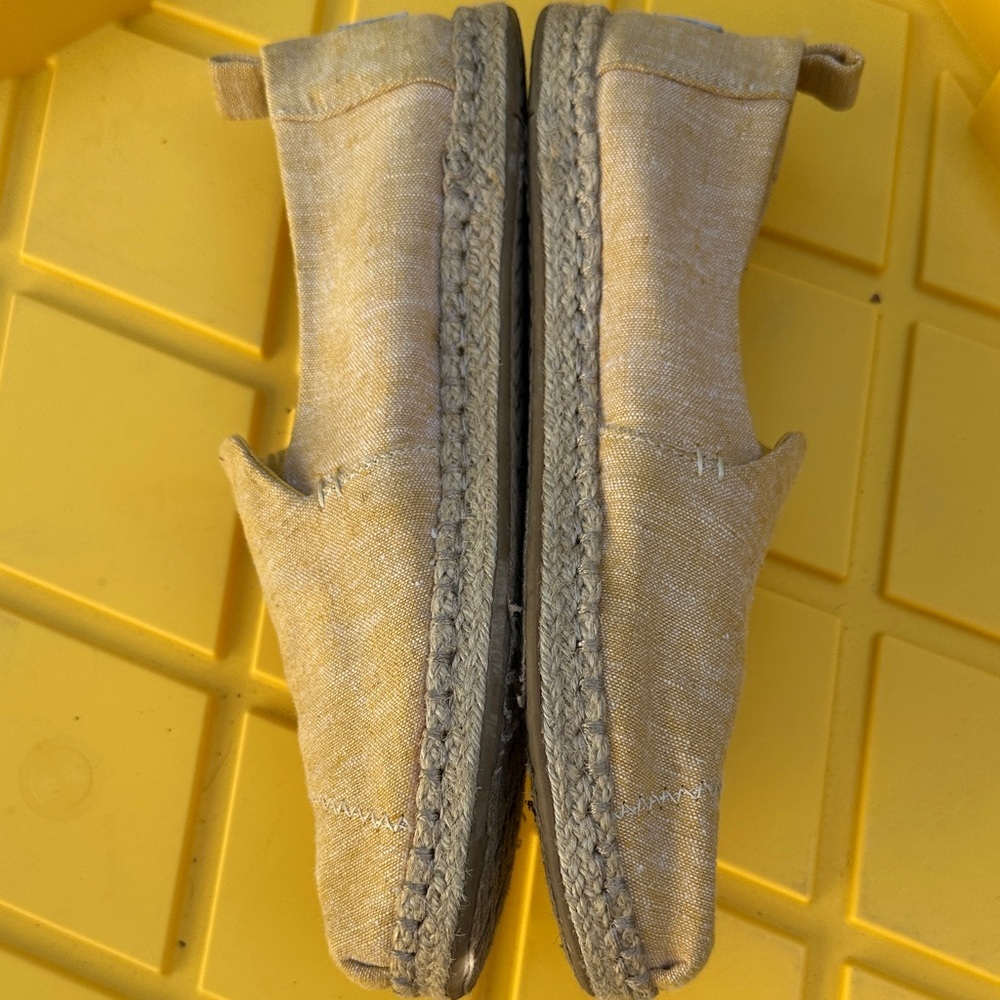Toms Women's Light Yellow Espadrilles - Picture 10 of 16